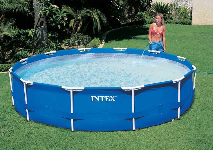 10 лучших бассейнов для дачи